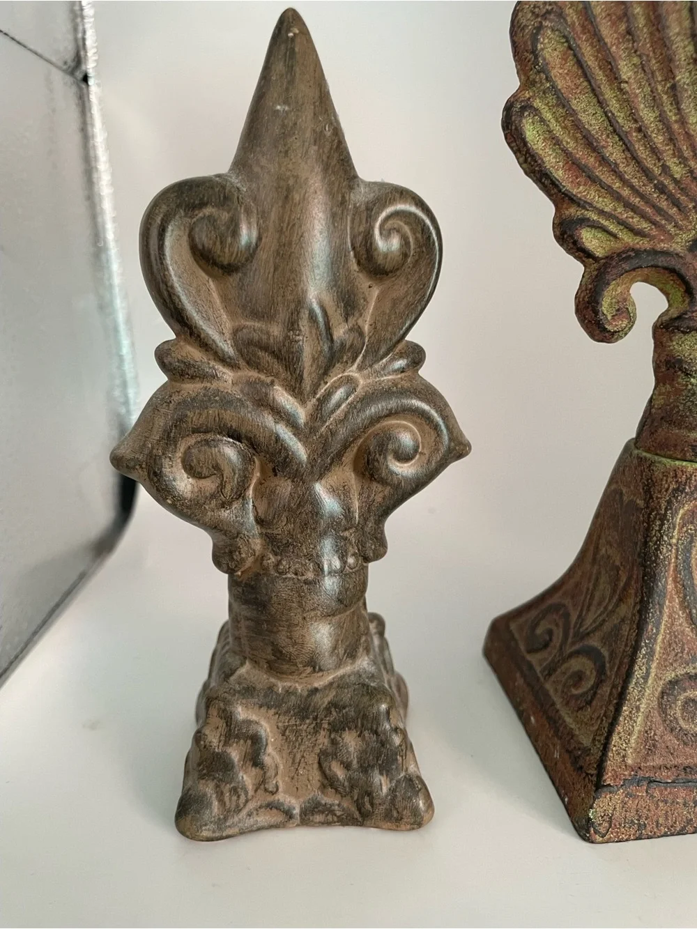 N/A three ornate